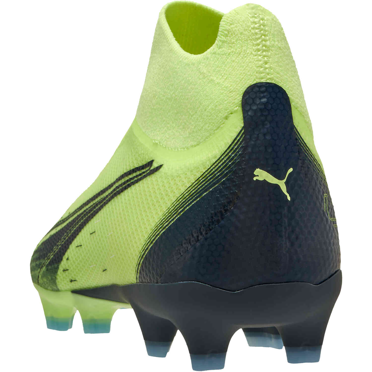 Puma laceless hotsell soccer shoes