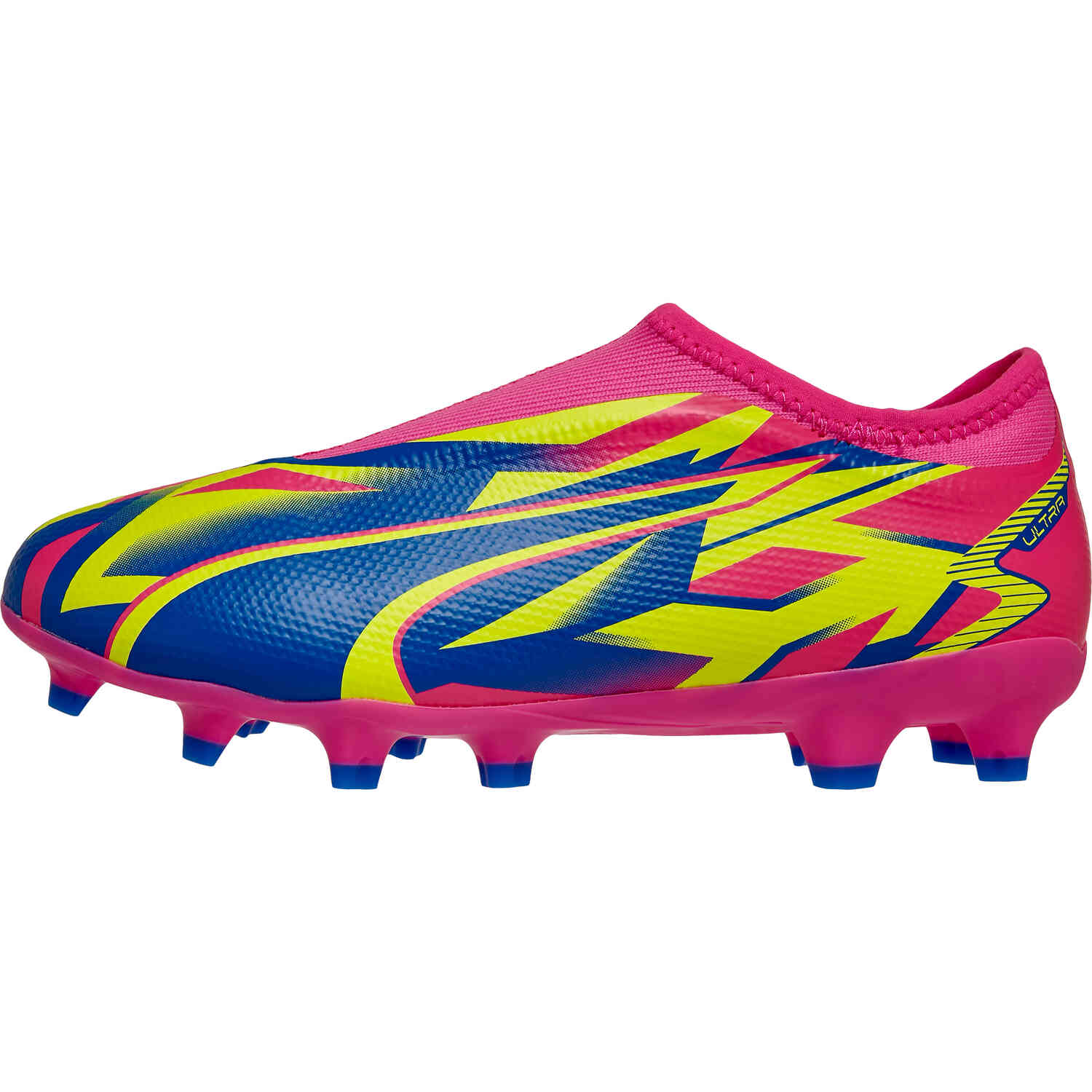 Puma laceless hotsell soccer cleats