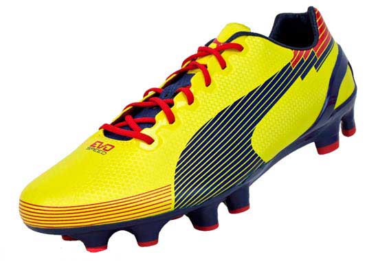 Yellow best sale puma cleats