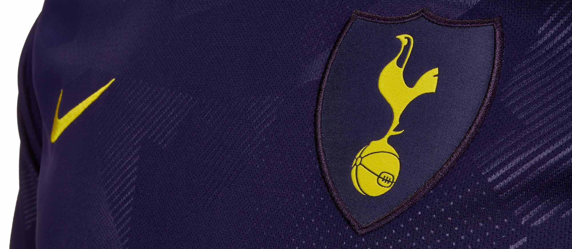 2017/18 Tottenham Hotspur Third Football Shirt (2XL) Nike #27 Lucas –  Football Finery