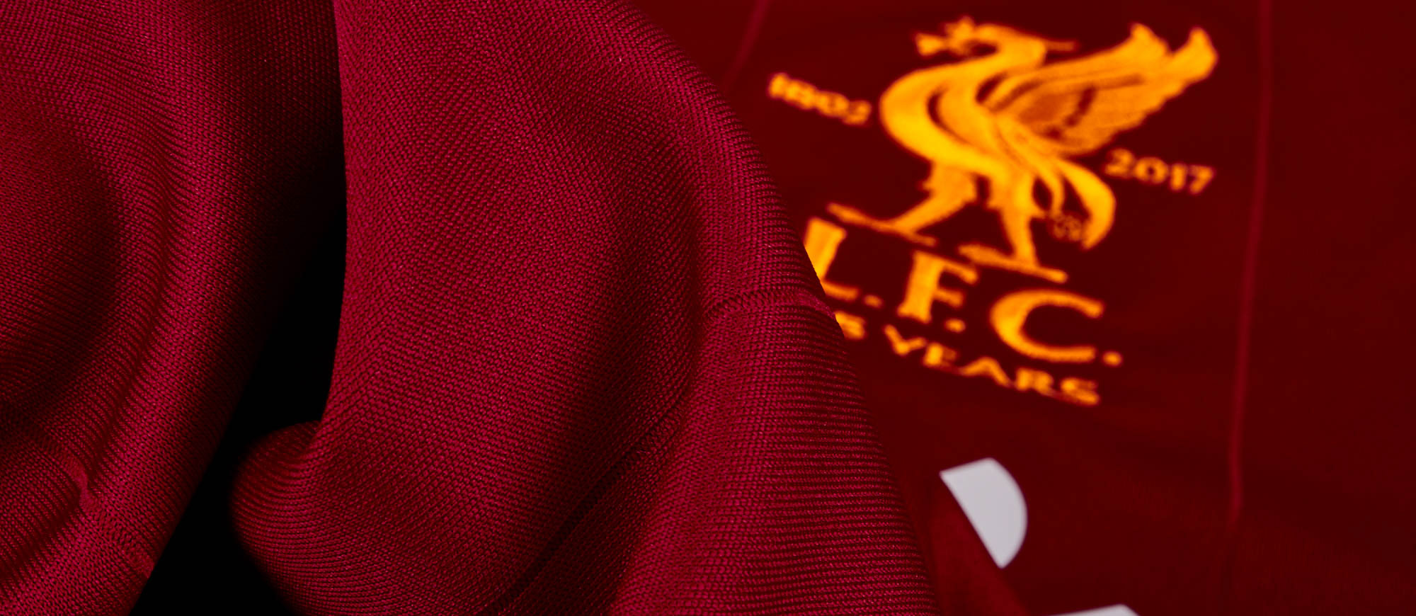 new balance halswärmer liverpool
