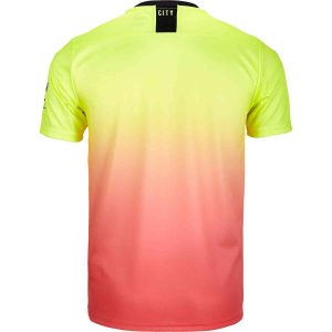 Puma masters 2019 top