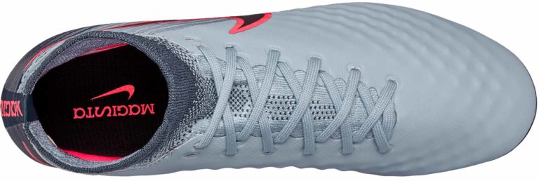 nike soccer shoes clearance