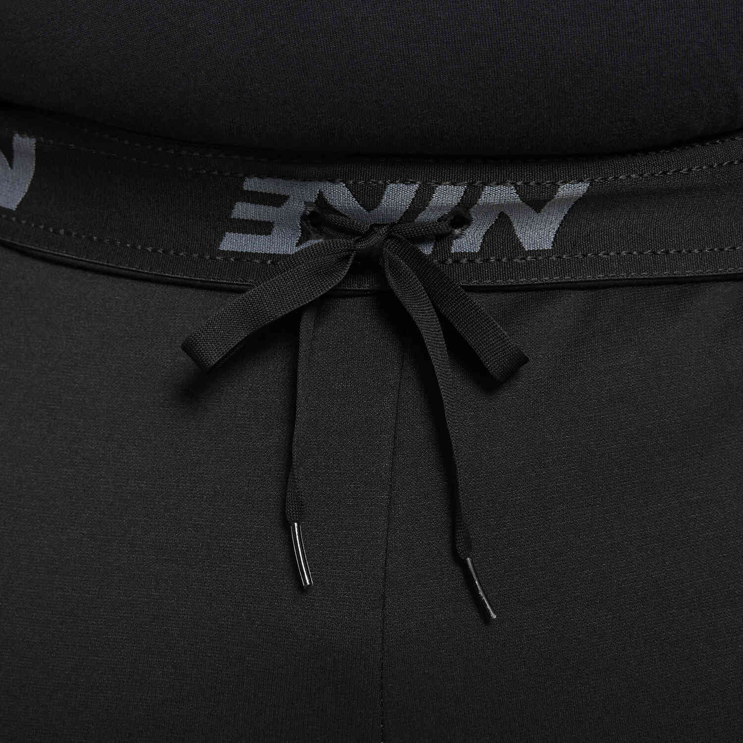 Nike 932350 store