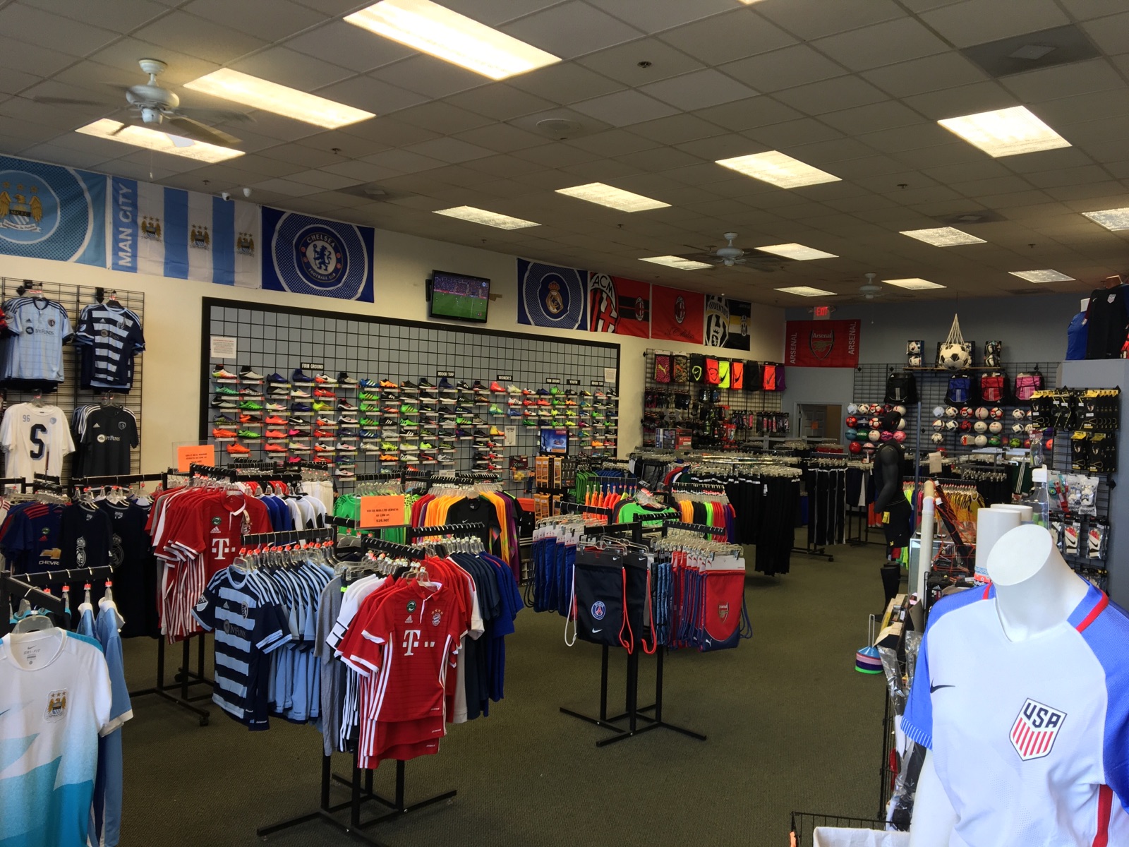 nike store 63123