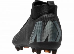 Black 'soccer cleats online youth