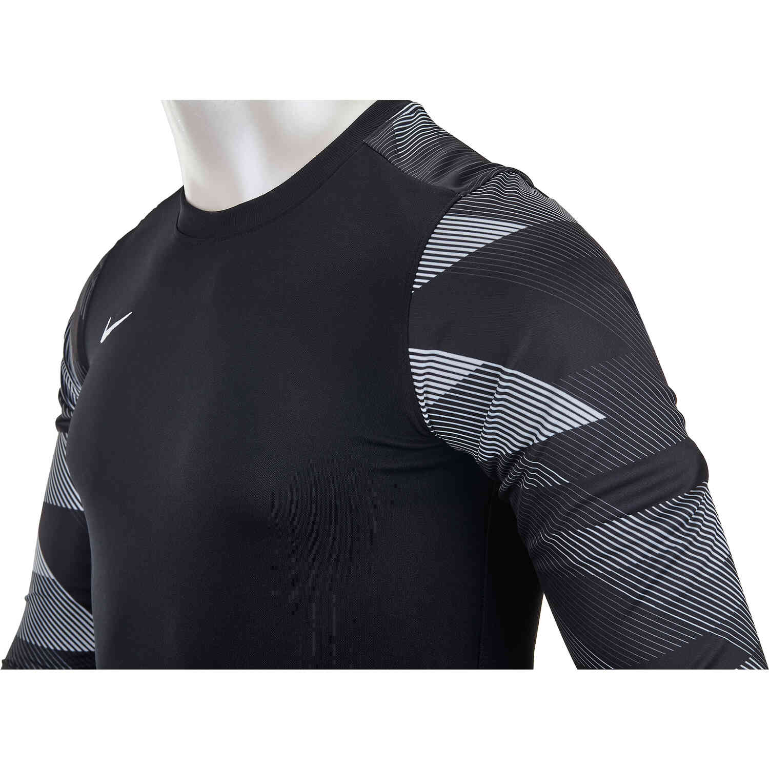Da0522 010 Nike Pro