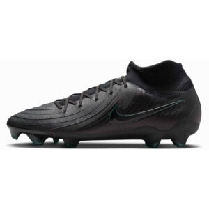 All black womens nike soccer cleats 2025