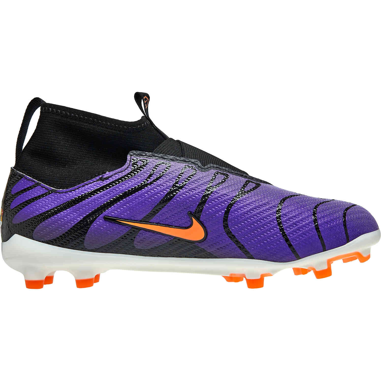Kids purple 2025 soccer cleats