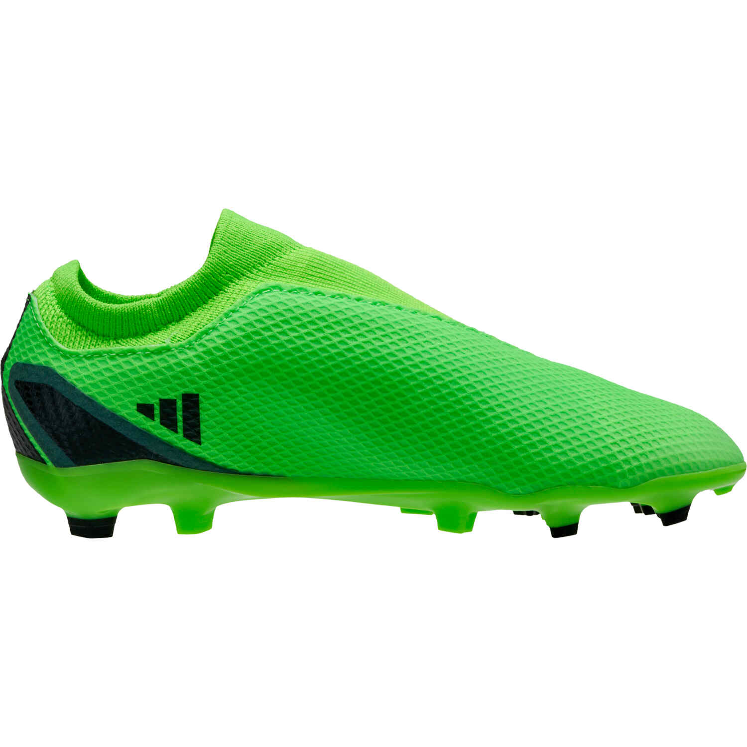 Laceless kids soccer top cleats