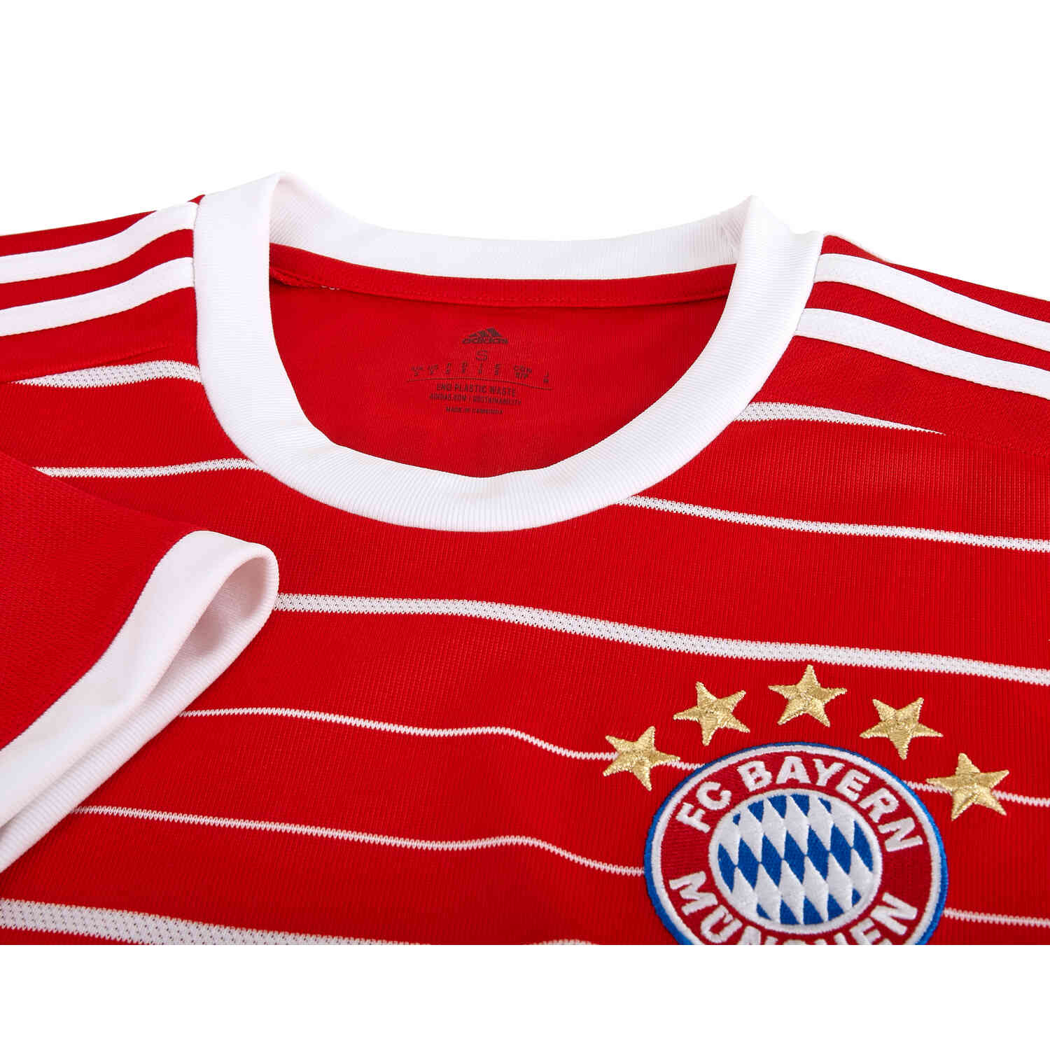 The new FC Bayern home shirt for 2022/23