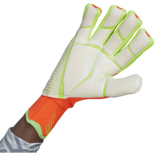 adidas Predator Pro Fingersave Goalkeeper Gloves - Solar Red & Solar Green - Image 4