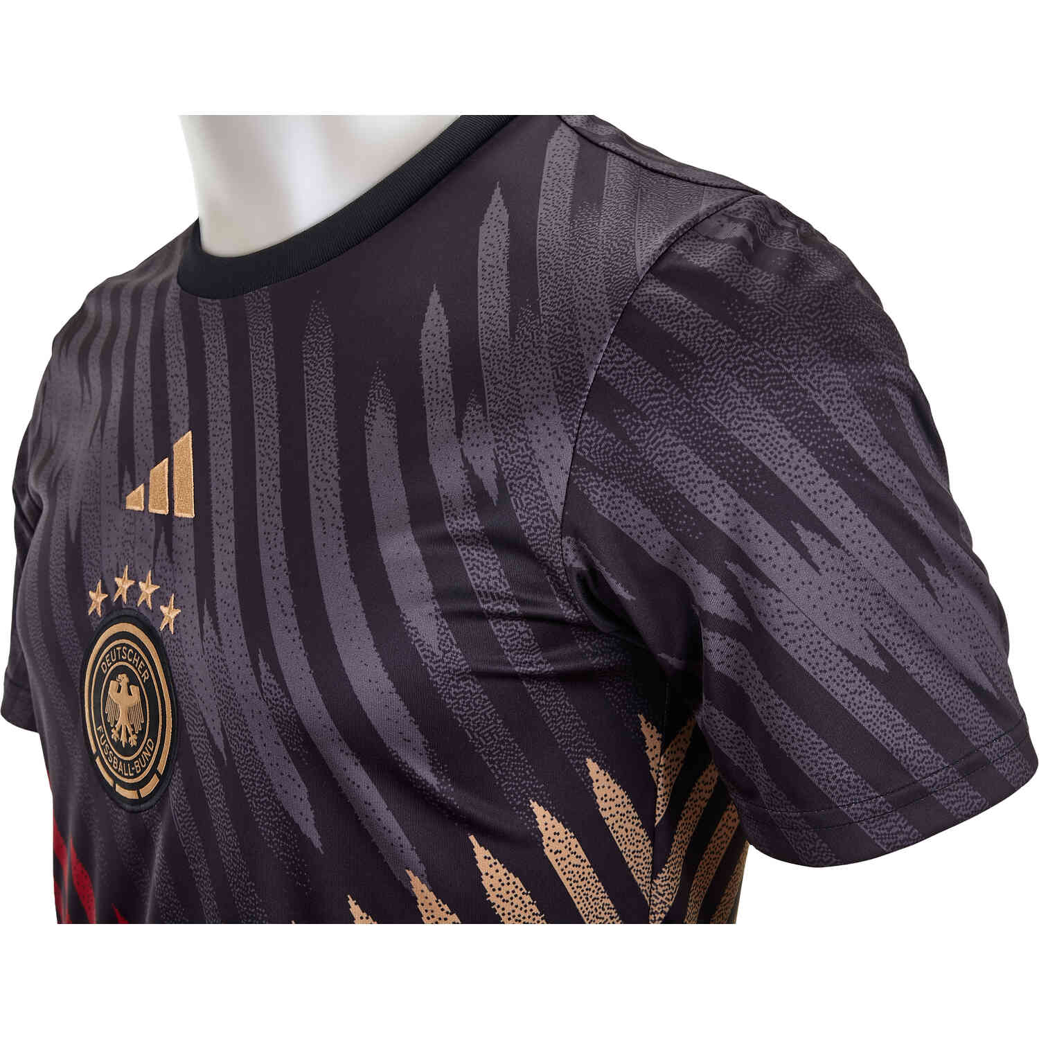 adidas Reveals 22/23 Away Jersey for Real Madrid - The Center Circle - A  SoccerPro Soccer Fan Blog
