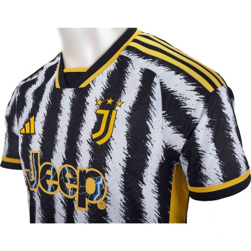 2023/24 adidas Juventus Home Authentic Jersey - Image 3