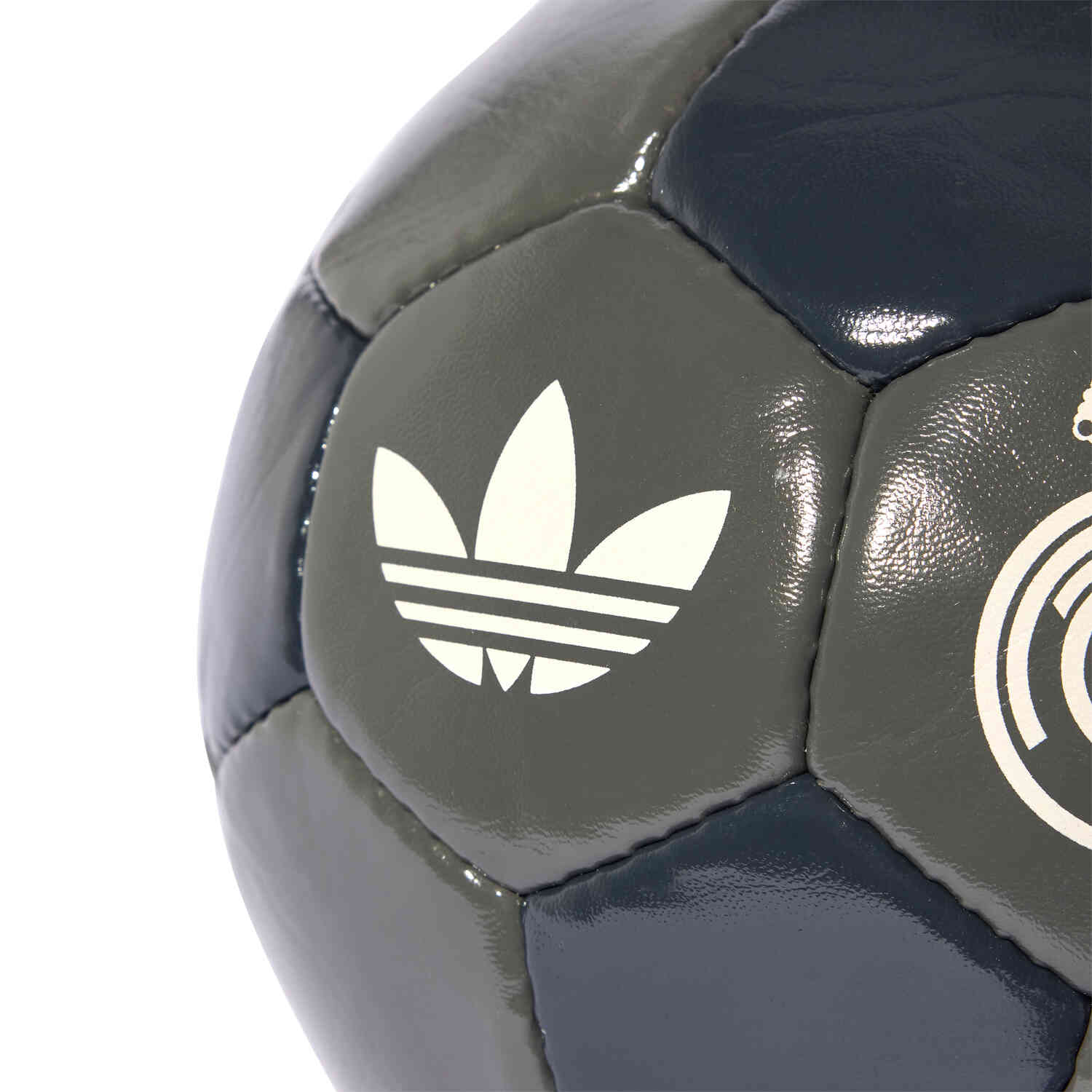Adidas us ball madrid online