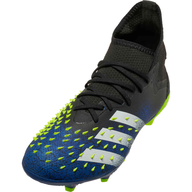 mens football cleats clearance